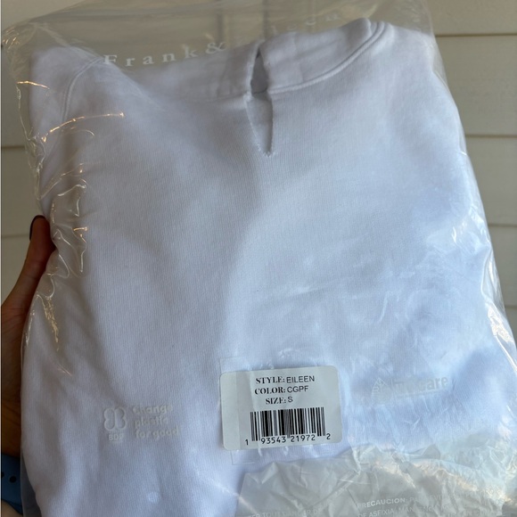 NWT Frank & Eileen Mel Triple Fleece Short Sleeve Hoodie - Picture 9 of 10